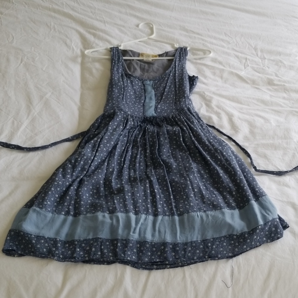 Floral blue dress